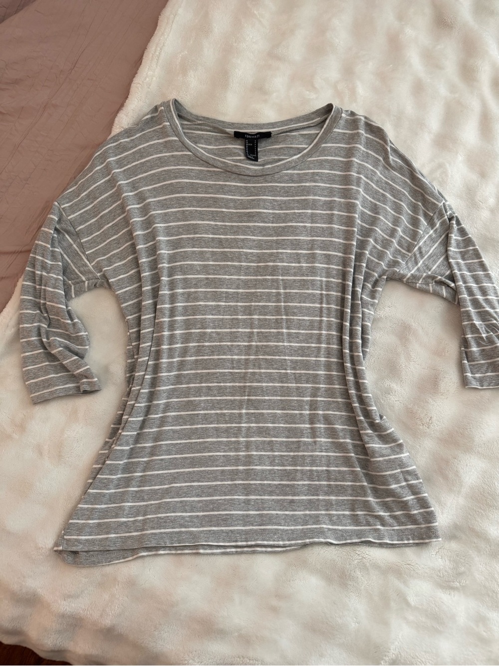 Forever 21 Grey & White Striped 3/4 Sleeve Top - Size S